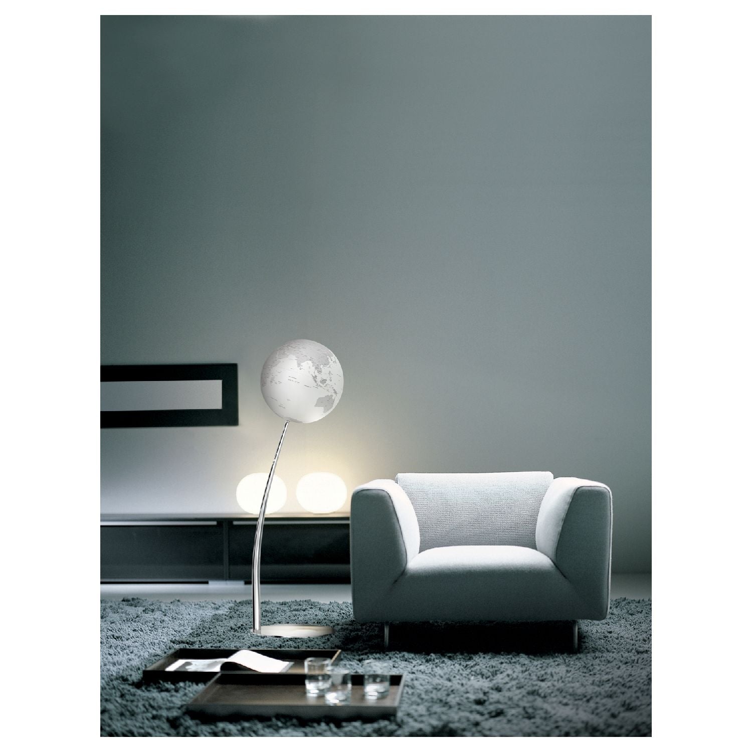 Atmosphere Stand-Leuchtglobus Stem Reflection H 110 cm, Detailansicht